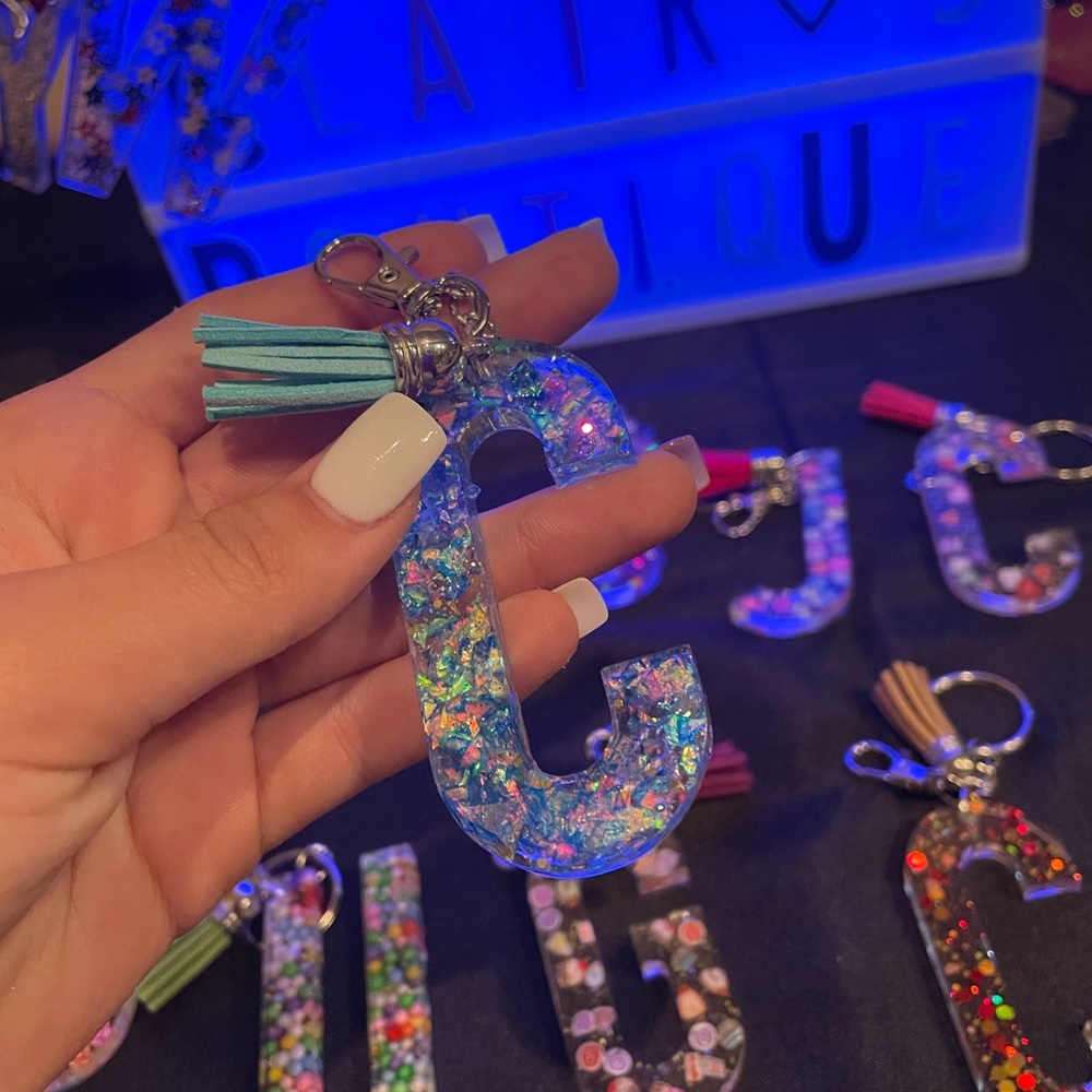 Resin‎ Keychains - Picture 5 of 14